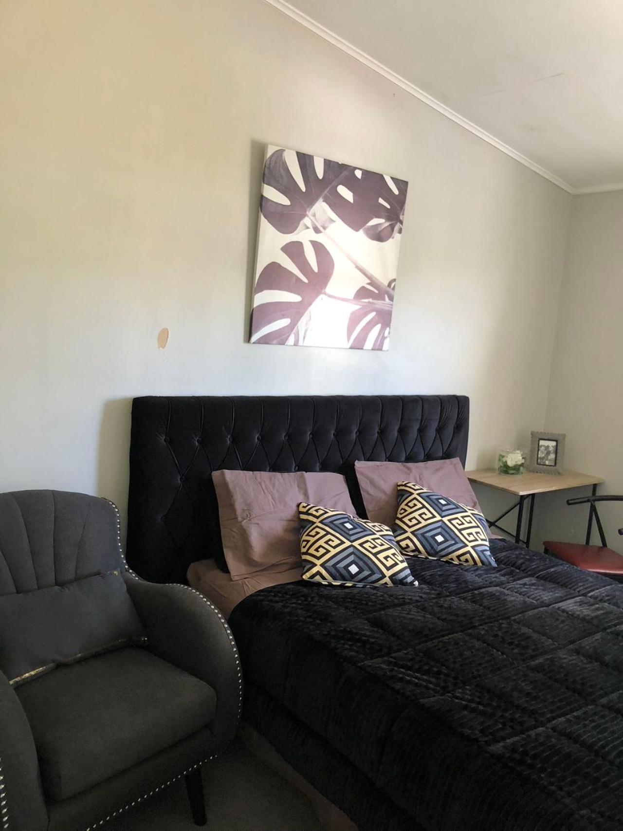 West Side Beautiful And Quiet Home オークランド エクステリア 写真